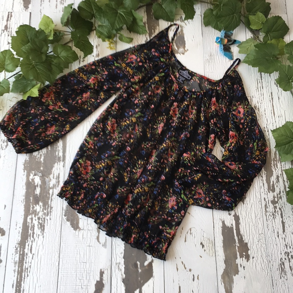 Angie floral blouse Nordstrom size Medium ♥️